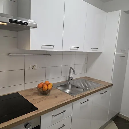 Mirella Apartmán *